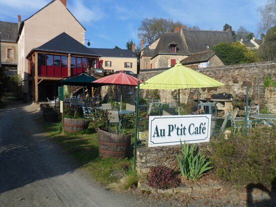le petit café