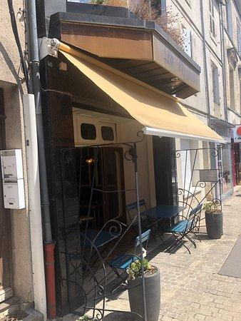 La Pizzeria