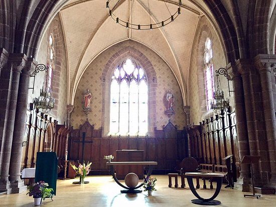 l'église Saint-Pierre du Boupère