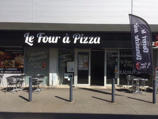 Le Four a Pizza