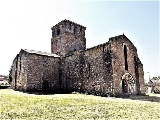 l'église Notre-Dame du Vieux Pouzauges