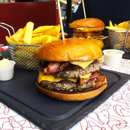 Diner's Burger