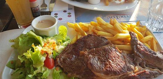 Ici la Moule Rit