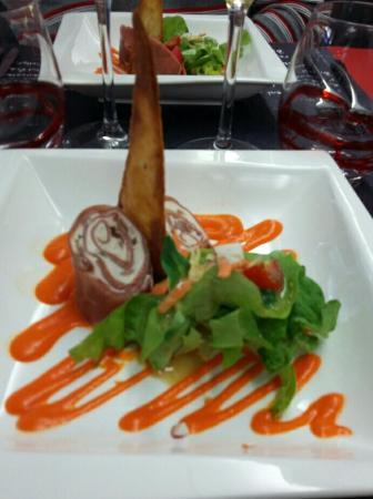 Le Bouche à Oreille