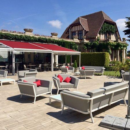 Tennis Country Club