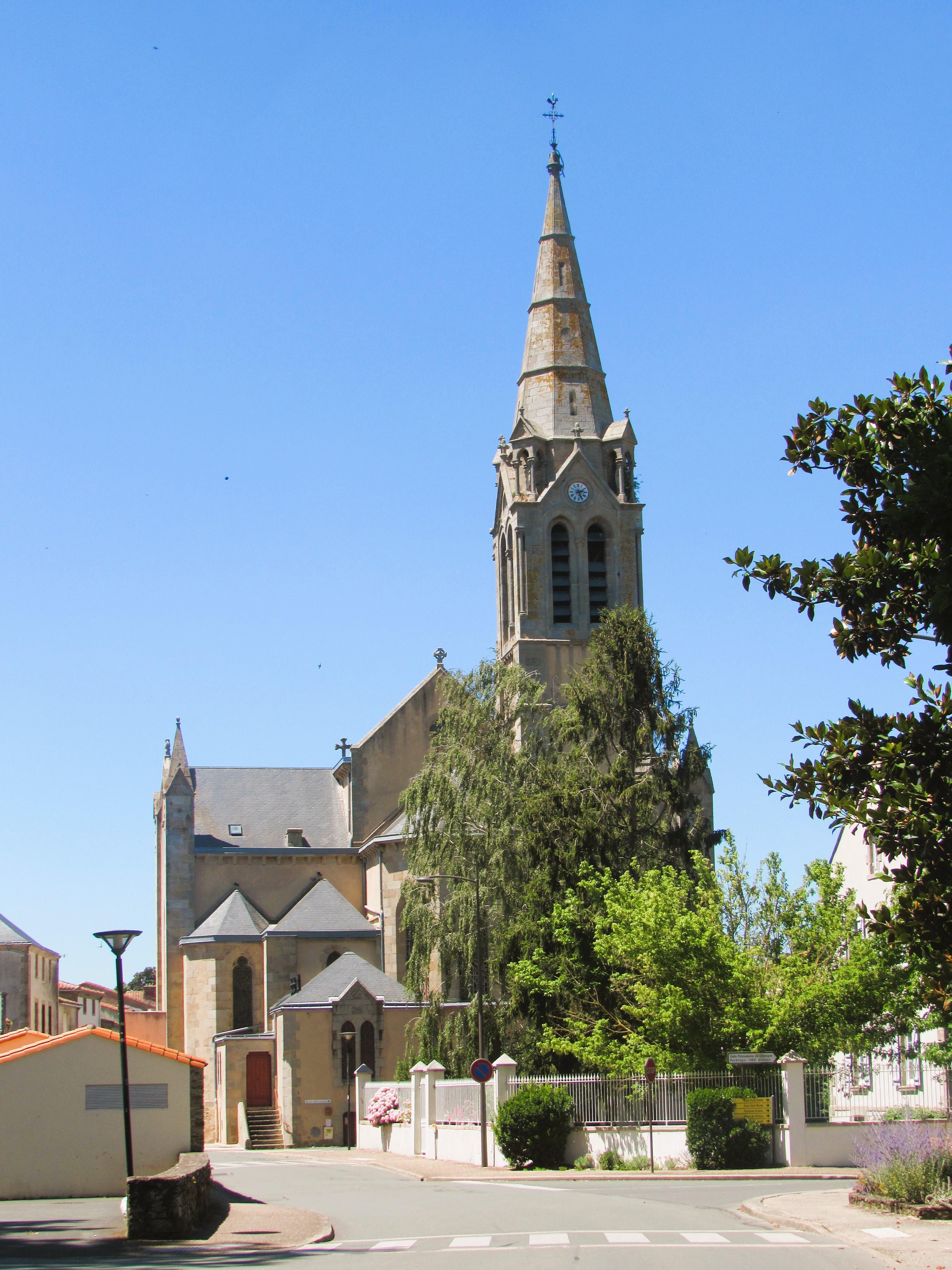 église Saint-Fulgence de Saint-Fulgent