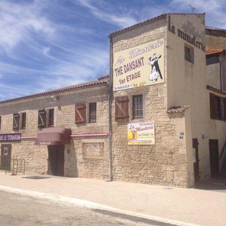 Discotheque LE Titanium